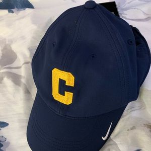 Nike / Cal Cap